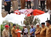 Wabup Sijunjung Bergandeng Tangan dengan Baznas Bantu Korban Kebakaran di Tamparungo