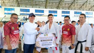 Bupati Solok Motivasi Atlet Karate FORKI Saat Latihan Gabungan di Kotobaru